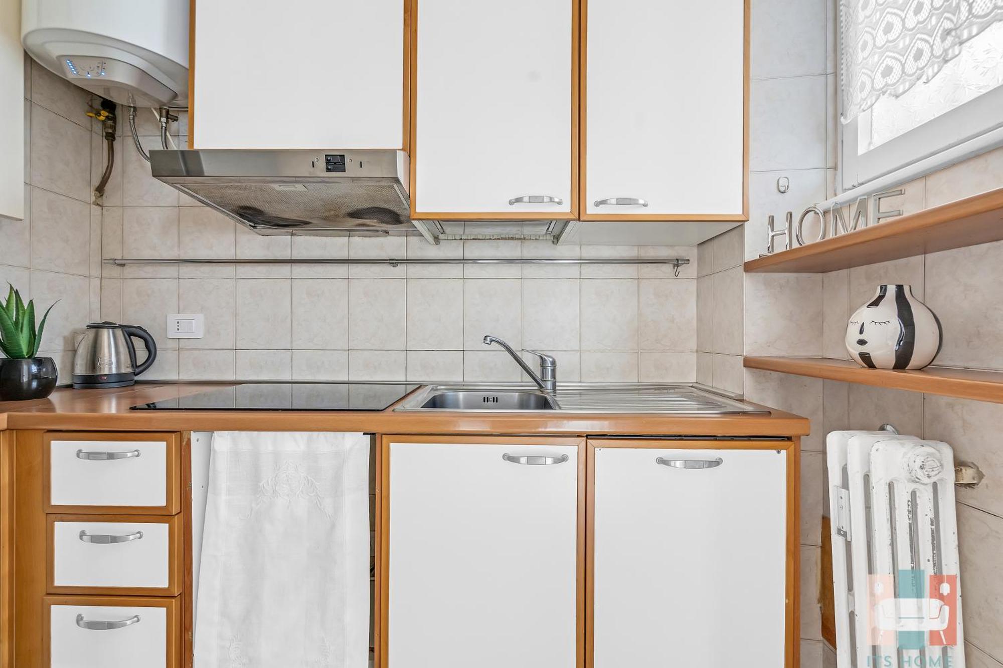 Apartment Ca17 -centrale-duomo -central Maxi - *